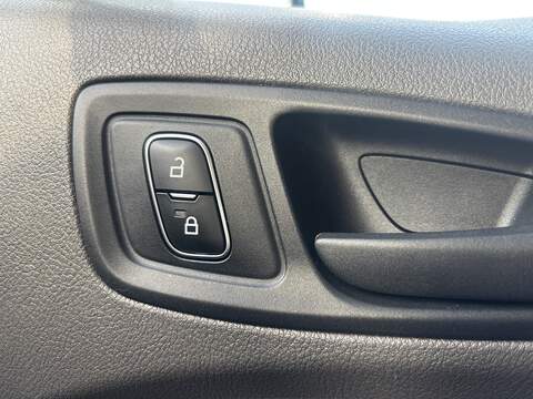 Ford Transit Connect 1.5 240 EcoBlue Trend Auto L2 Euro 6 (s/s) 5dr - U645