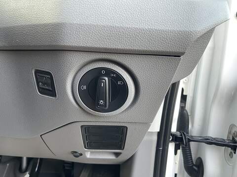 Volkswagen Crafter Crafter Trendline Panel Van 1 Manual Diesel - U648