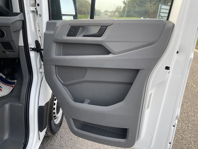 Volkswagen Crafter Crafter Trendline Panel Van 1 Manual Diesel - U648