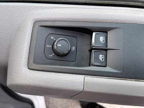 Volkswagen Crafter Crafter Trendline Panel Van 1 Manual Diesel - U648