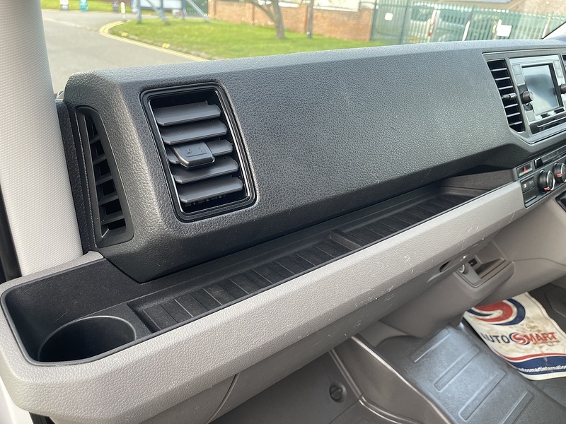 Volkswagen Crafter Crafter Trendline Panel Van 1 Manual Diesel - U648