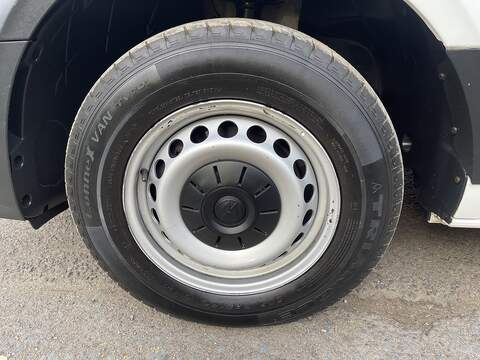 Volkswagen Crafter Crafter Trendline Panel Van 1 Manual Diesel - U648