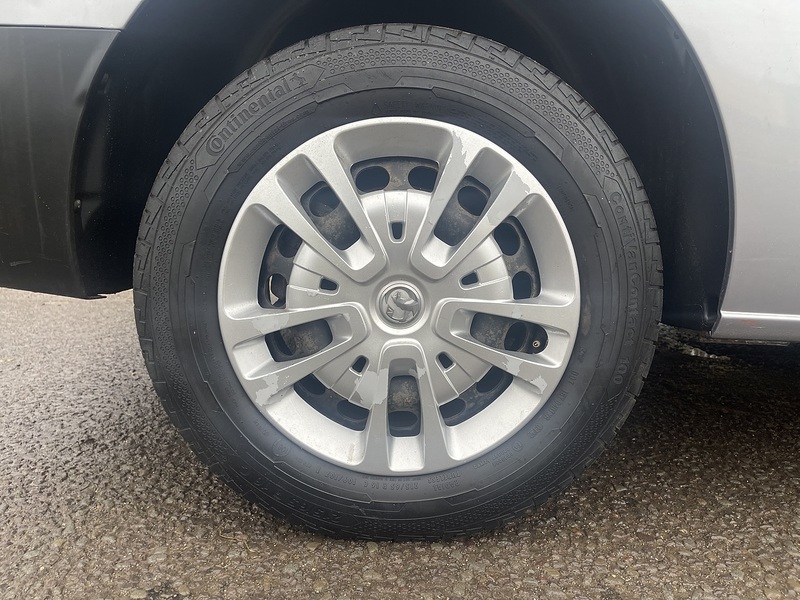 Vauxhall Vivaro Electric 3100 50kWh Dynamic Auto L1 H1 5dr - U650