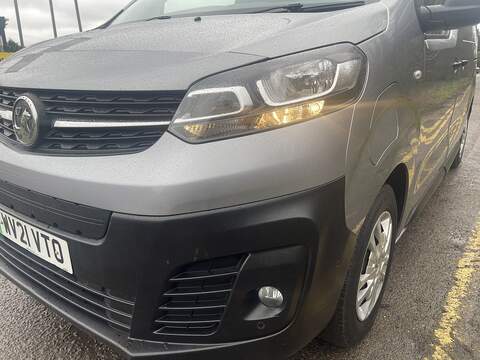 Vauxhall Vivaro Electric 3100 50kWh Dynamic Auto L1 H1 5dr - U650