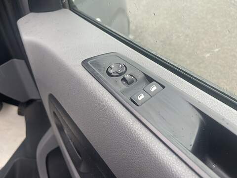 Vauxhall Vivaro Electric 3100 50kWh Dynamic Auto L1 H1 5dr - U650