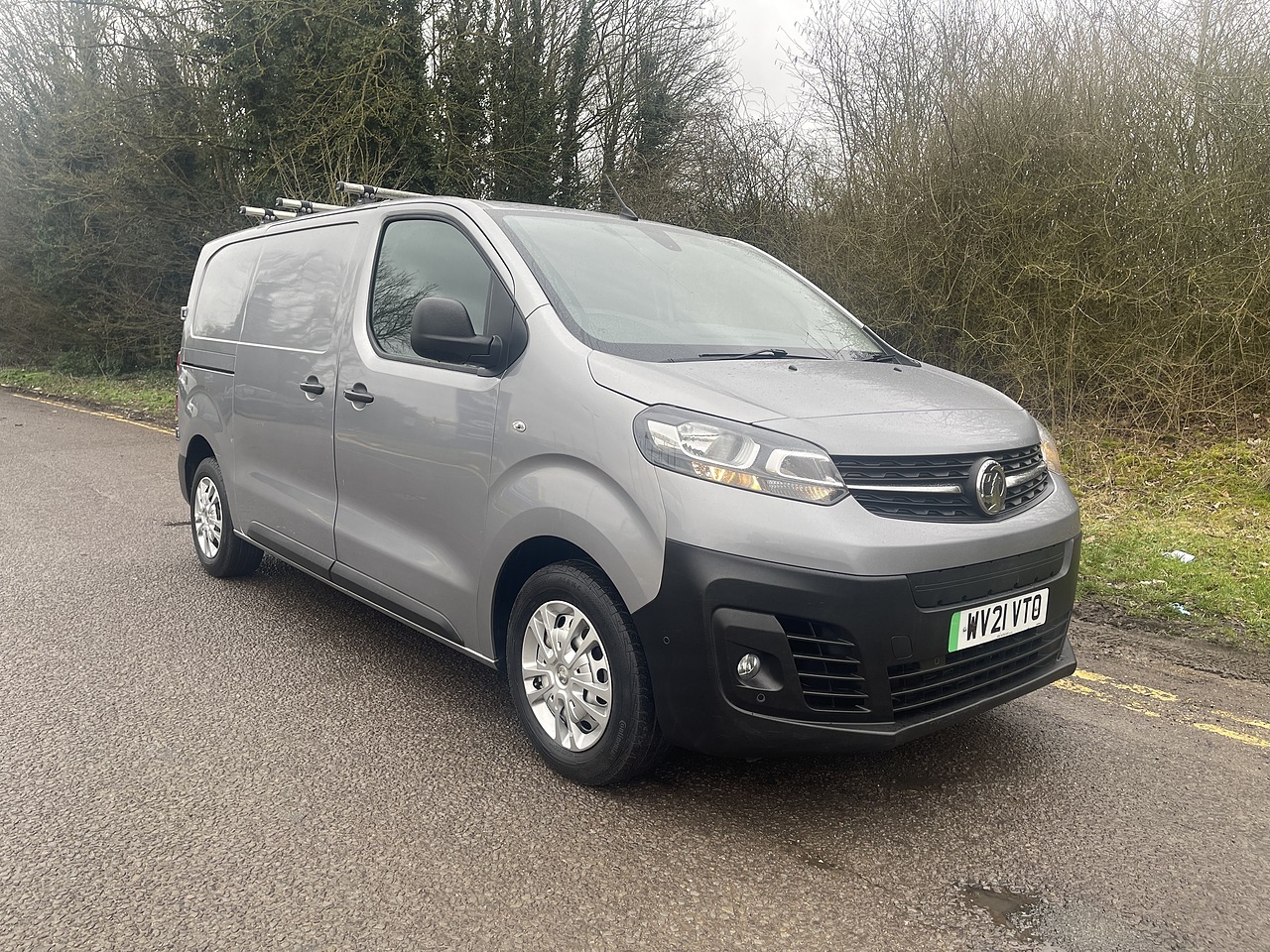 2021 VAUXHALL VIVARO