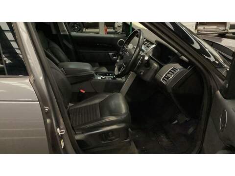 Land Rover Discovery 3.0 D300 MHEV SE Auto 4WD Euro 6 (s/s) 5dr - U651