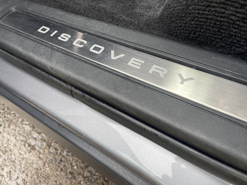Land Rover Discovery 3.0 D300 MHEV SE Auto 4WD Euro 6 (s/s) 5dr - U651