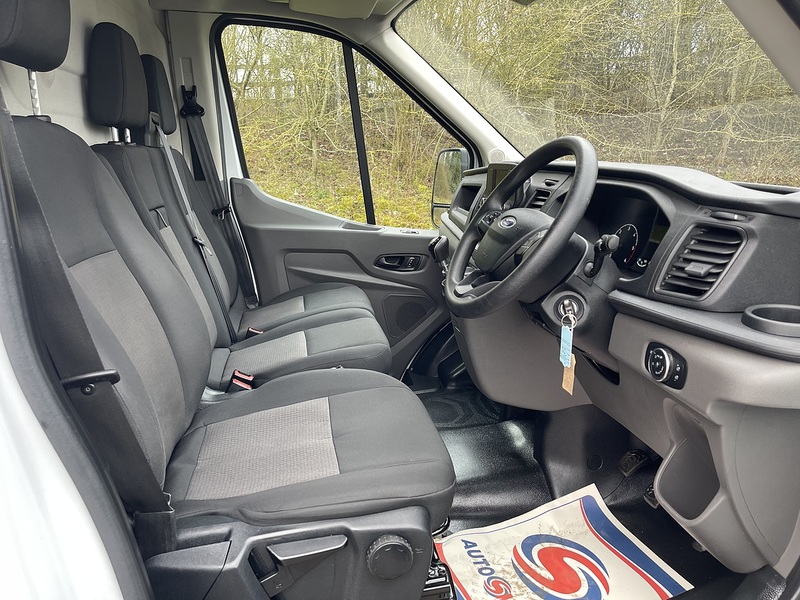 Ford Transit 2.0 350 EcoBlue Leader RWD L4 H3 Euro 6 (s/s) 5dr - U654