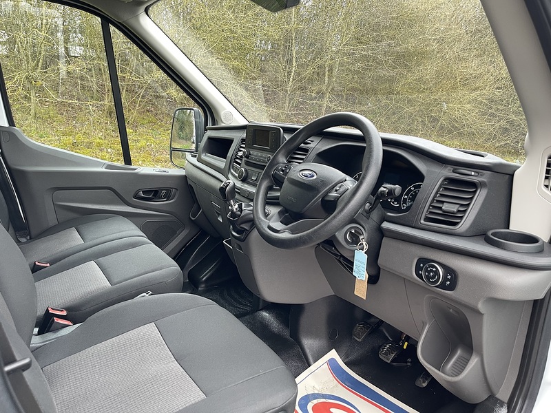 Ford Transit 2.0 350 EcoBlue Leader RWD L4 H3 Euro 6 (s/s) 5dr - U654