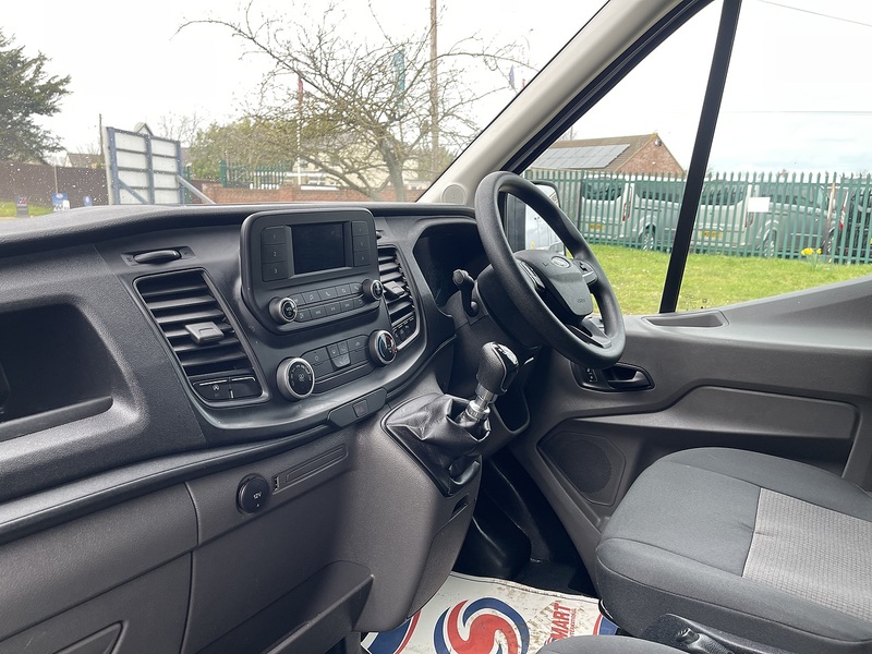 Ford Transit 2.0 350 EcoBlue Leader RWD L4 H3 Euro 6 (s/s) 5dr - U654