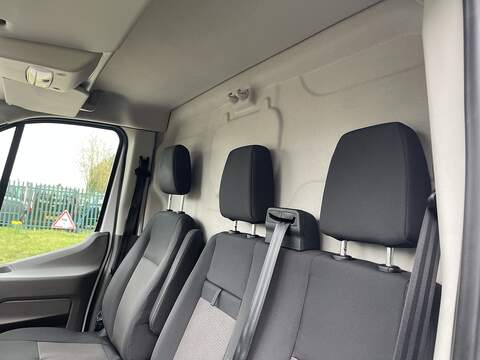 Ford Transit 2.0 350 EcoBlue Leader RWD L4 H3 Euro 6 (s/s) 5dr - U654