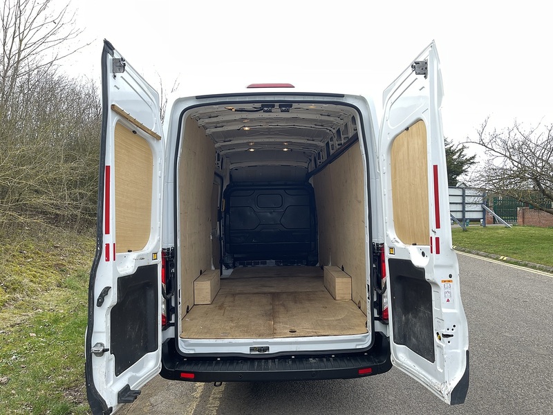 Ford Transit 2.0 350 EcoBlue Leader RWD L4 H3 Euro 6 (s/s) 5dr - U654