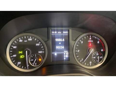 Mercedes-Benz Vito 2.0 119 CDI Sport Crew Van G-Tronic RWD L2 Euro 6 (s/s) 5dr (LWB) - U658