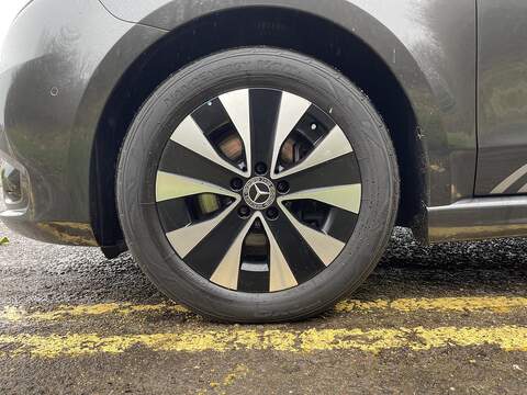 Mercedes-Benz Vito Vito Sport Combi Van 1 Automatic Diesel - U658