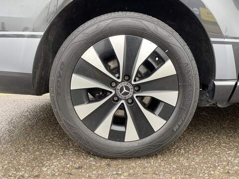 Mercedes-Benz Vito Vito Sport Combi Van 1 Automatic Diesel - U658