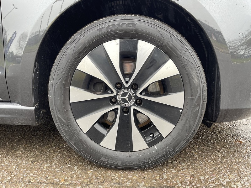 Mercedes-Benz Vito Vito Sport Combi Van 1 Automatic Diesel - U658