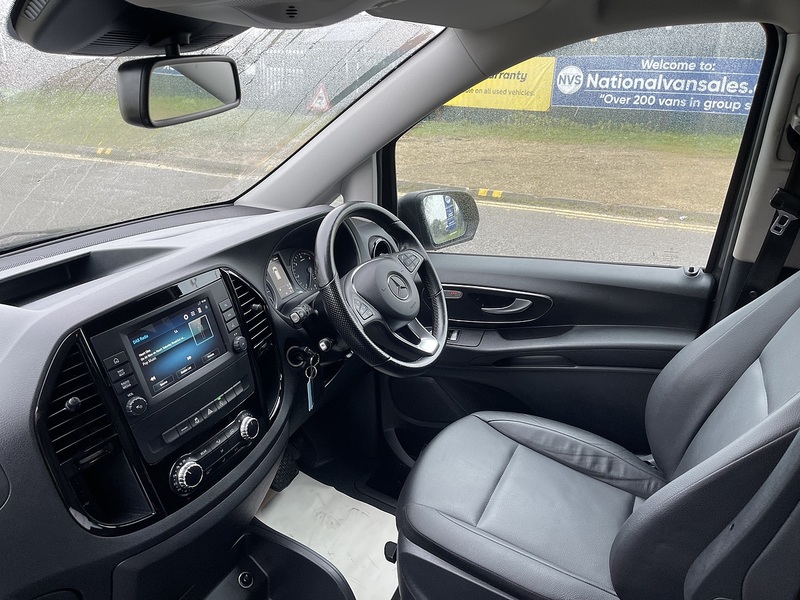 Mercedes-Benz Vito Vito Sport Combi Van 1 Automatic Diesel - U658