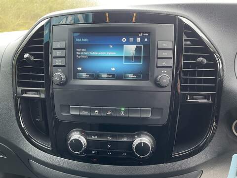 Mercedes-Benz Vito Vito Sport Combi Van 1 Automatic Diesel - U658