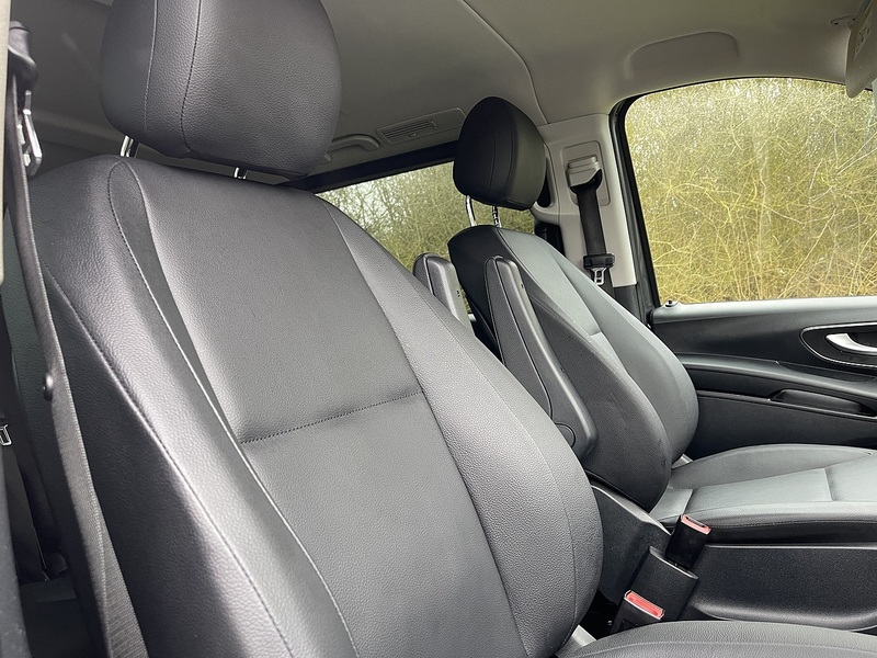 Mercedes-Benz Vito Vito Sport Combi Van 1 Automatic Diesel - U658
