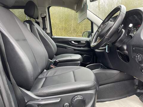 Mercedes-Benz Vito Vito Sport Combi Van 1 Automatic Diesel - U658