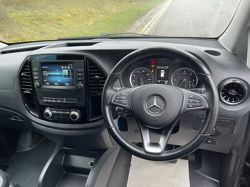 Mercedes-Benz Vito Vito Sport Combi Van 1 Automatic Diesel - U658