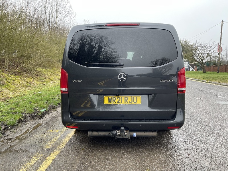 Mercedes-Benz Vito Vito Sport Combi Van 1 Automatic Diesel - U658