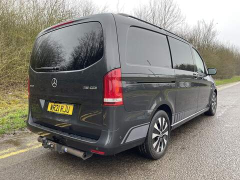 Mercedes-Benz Vito Vito Sport Combi Van 1 Automatic Diesel - U658