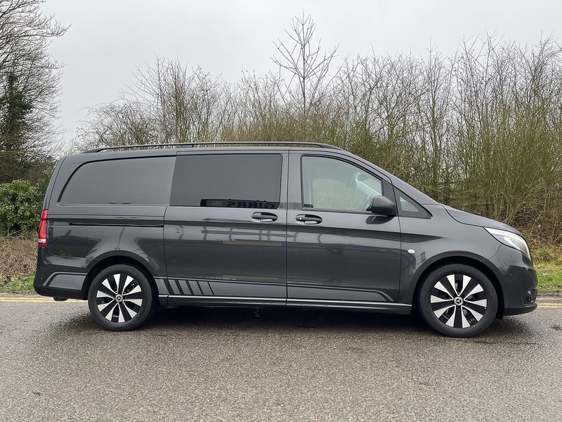 Mercedes-Benz Vito Vito Sport Combi Van 1 Automatic Diesel - U658