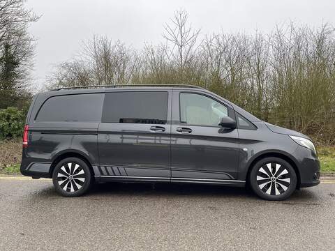 Mercedes-Benz Vito Vito Sport Combi Van 1 Automatic Diesel - U658