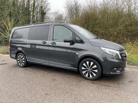 Mercedes-Benz Vito Vito Sport Combi Van 1 Automatic Diesel - U658
