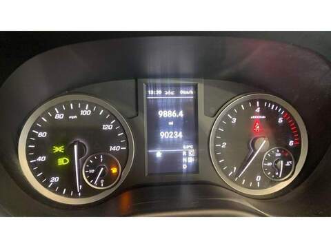 Mercedes-Benz Vito Vito Sport Combi Van 1 Automatic Diesel - U658