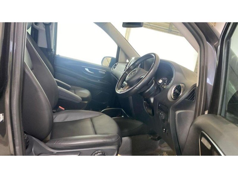 Mercedes-Benz Vito Vito Sport Combi Van 1 Automatic Diesel - U658