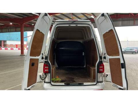 Volkswagen Transporter 2.0 TDI T28 Trendline FWD LWB Euro 6 (s/s) 5dr - U669