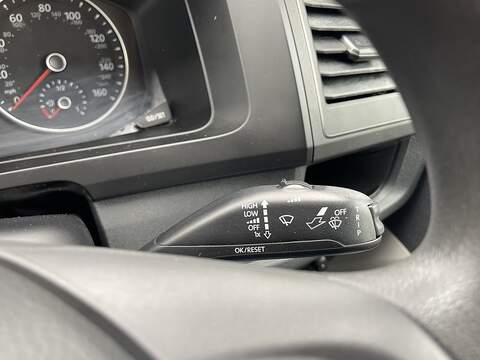 Volkswagen Transporter 2.0 TDI T28 Trendline FWD LWB Euro 6 (s/s) 5dr - U669