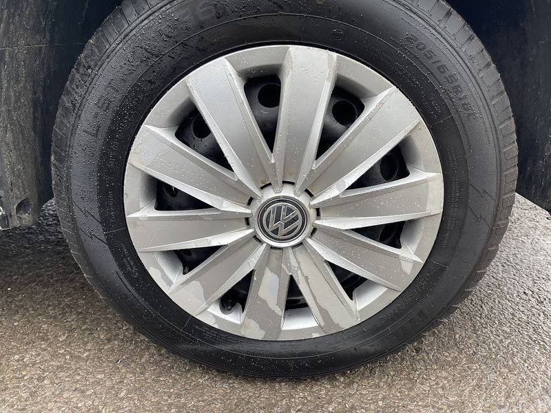 Volkswagen Transporter 2.0 TDI T28 Trendline FWD LWB Euro 6 (s/s) 5dr - U669