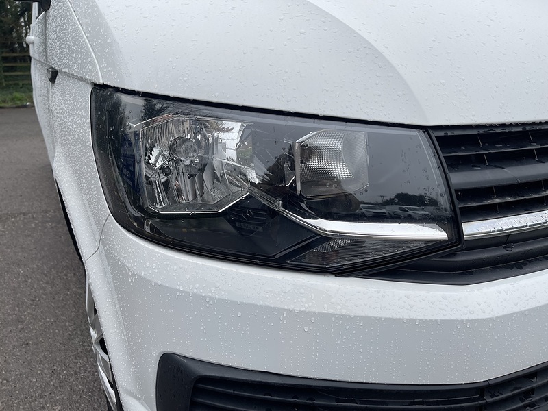 Volkswagen Transporter 2.0 TDI T28 Trendline FWD LWB Euro 6 (s/s) 5dr - U669