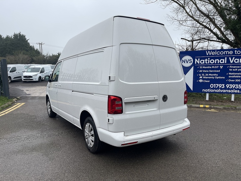 Volkswagen Transporter 2.0 TDI T28 Trendline FWD LWB Euro 6 (s/s) 5dr - U669