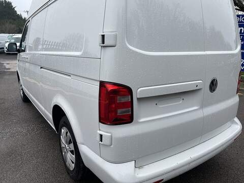 Volkswagen Transporter 2.0 TDI T28 Trendline FWD LWB Euro 6 (s/s) 5dr - U669