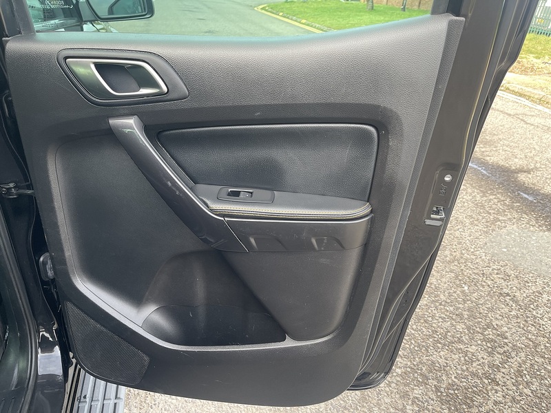 Ford Ranger 2.0 EcoBlue Wildtrak Pickup Double Cab 4dr Diesel Auto 4WD Euro 6 (s/s) (213 ps) - U670