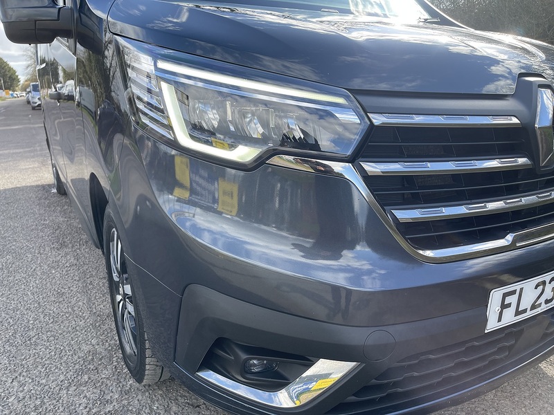 Renault Trafic 2.0 dCi Blue LL30 Sport+ L2 H1 Euro 6 (s/s) 5dr - U672