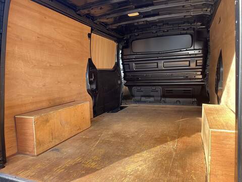 Renault Trafic 2.0 dCi Blue LL30 Sport+ L2 H1 Euro 6 (s/s) 5dr - U672