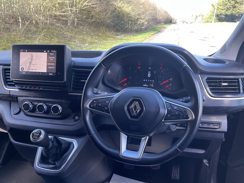 Renault Trafic 2.0 dCi Blue LL30 Sport+ L2 H1 Euro 6 (s/s) 5dr - U672