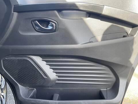 Renault Trafic 2.0 dCi Blue LL30 Sport+ L2 H1 Euro 6 (s/s) 5dr - U672