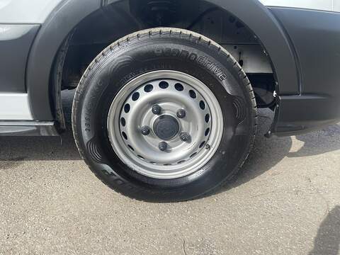 Ford Transit 2.0 350 EcoBlue Leader FWD L3 H2 Euro 6 (s/s) 5dr - U675