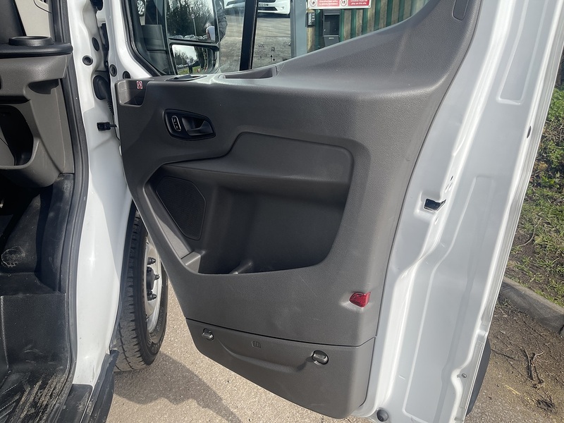 Ford Transit 2.0 350 EcoBlue Leader FWD L3 H2 Euro 6 (s/s) 5dr - U675