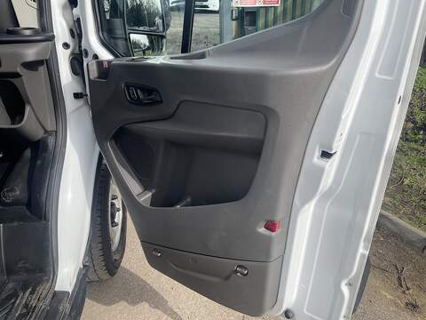 Ford Transit 2.0 350 EcoBlue Leader FWD L3 H2 Euro 6 (s/s) 5dr - U675