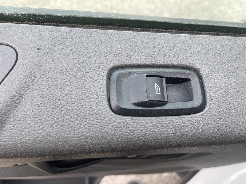 Ford Transit 2.0 350 EcoBlue Leader FWD L3 H2 Euro 6 (s/s) 5dr - U675