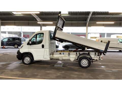 Peugeot Boxer BLUEHDI TIPPER 335 L2 - U676