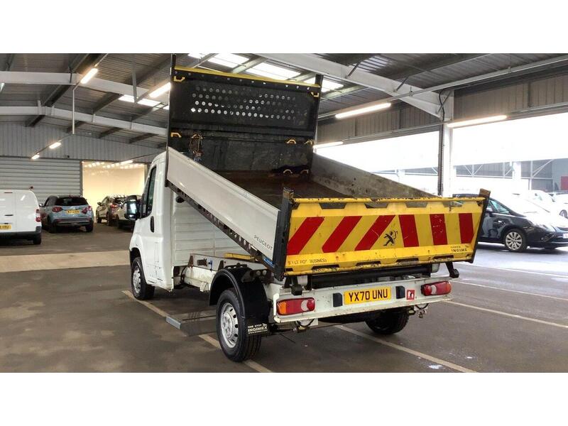 Peugeot Boxer BLUEHDI TIPPER 335 L2 - U676